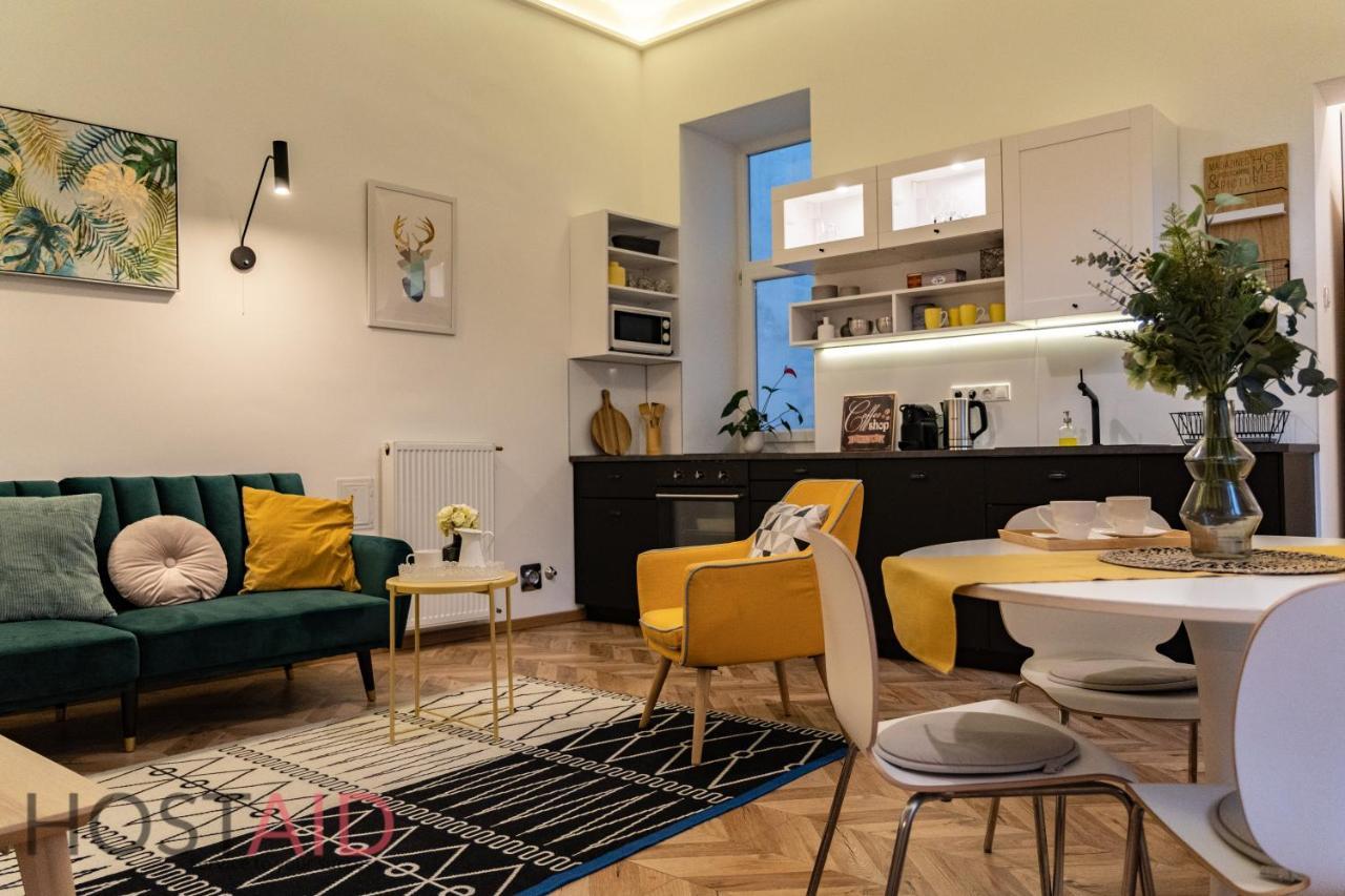 M10 Apartment - Hostaid Будапешт Экстерьер фото